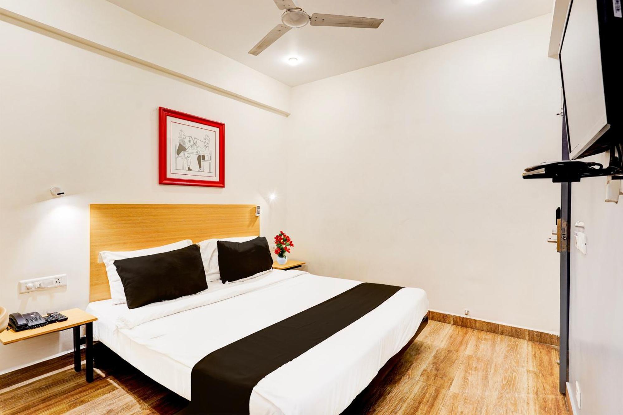 Super Townhouse Tirupati 호텔 외부 사진