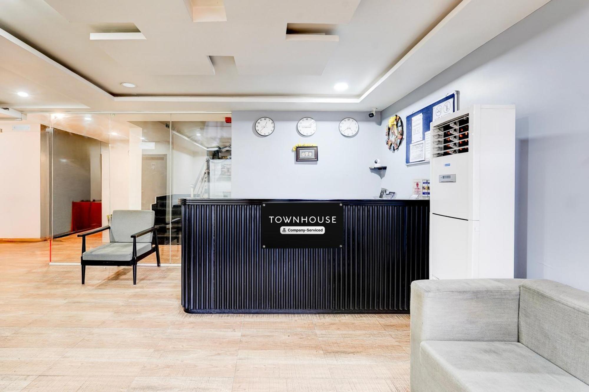 Super Townhouse Tirupati 호텔 외부 사진