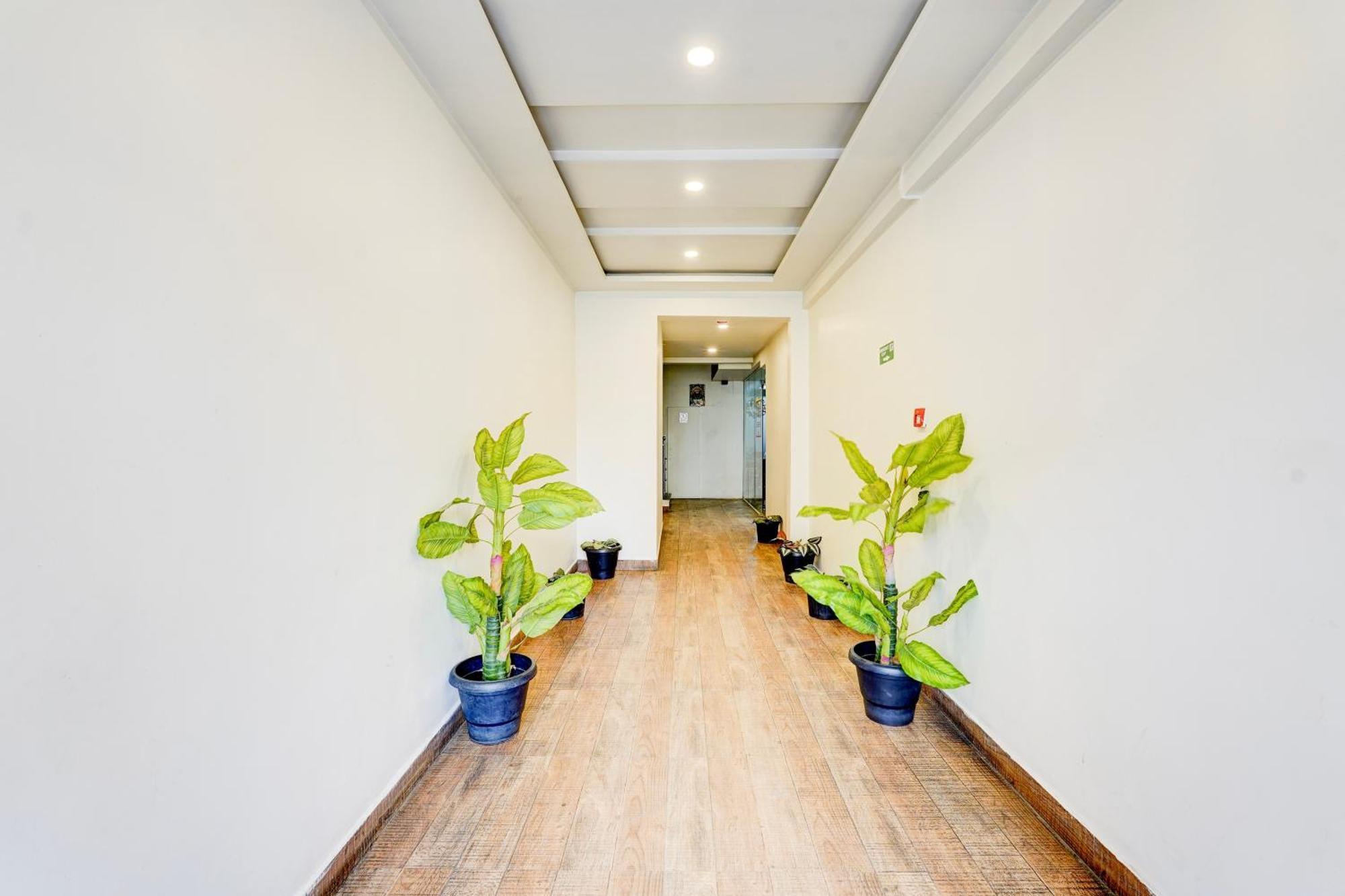 Super Townhouse Tirupati 호텔 외부 사진