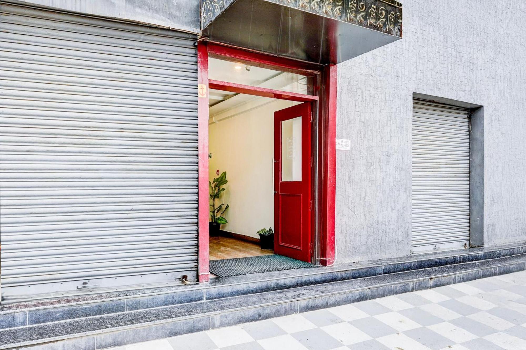 Super Townhouse Tirupati 호텔 외부 사진